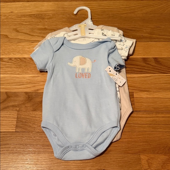 Little & Loved Other - Little and loved giraffe‎ and elephant Baby Onesie Set size 3-6months